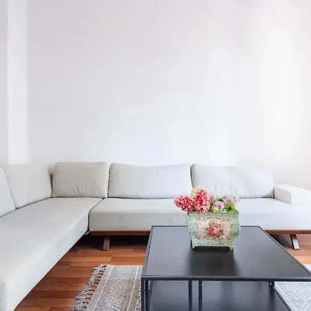Bright-spacious Flat In Taksim Center * Provincia di Istanbul